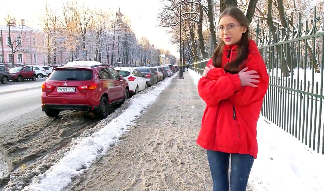 A friend saved a Russian cutie from the cold and fucked her in the ass already at home